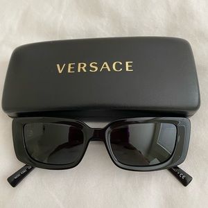 VERSACE Cat Eye Sunglasses